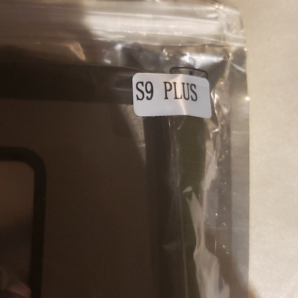 CASE Case - Picture 4 of 16